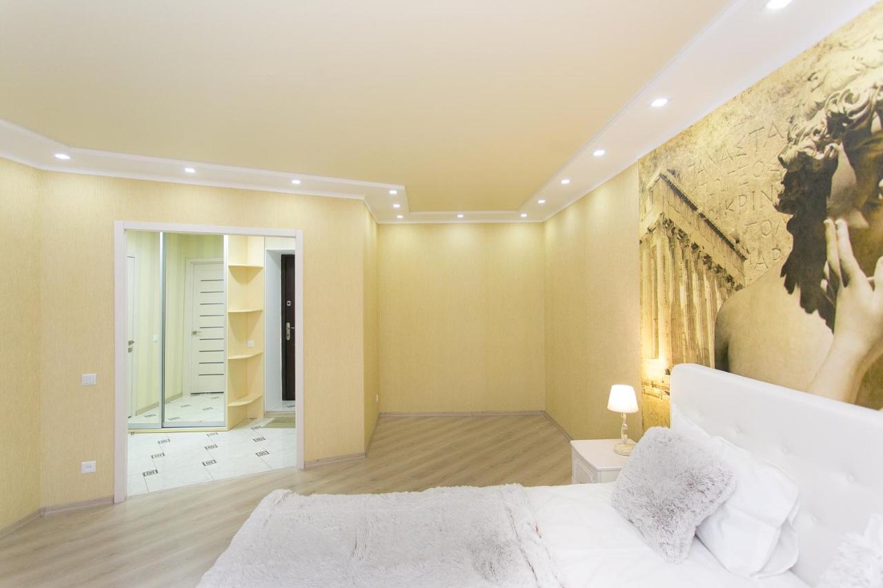Apartlux Sumy Esterno foto